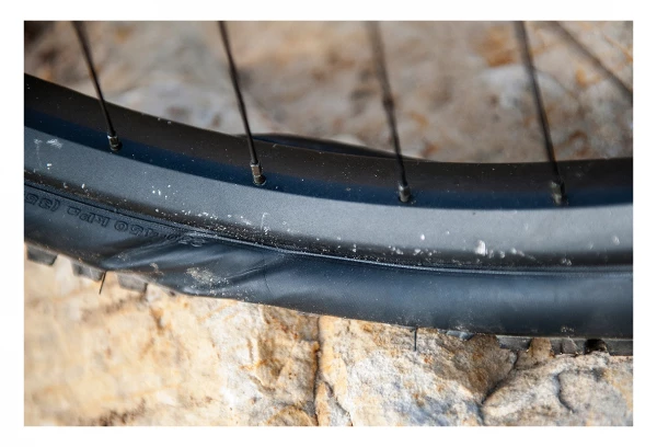 Mousse Anti-Pincement Panzer 27.5 Plus 4 Mousse Anti-Pincement Panzer 27.5 Plus – Image 2