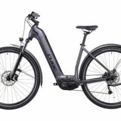 VTC Électrique Cube Nuride Hybrid Performance 500 Allroad Easy Entry Shimano Alivio 9V 500 Wh 700 Mm Gris Graphite 2022 -Tout le Vélo Électrique Soldes unnamed file 2064