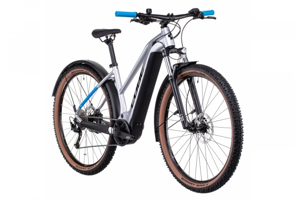 VTT Électrique Semi-Rigide Cube Reaction Hybrid Performance 500 Allroad Trapeze Shimano Alivio 9V 500 Wh 29'' Argent Polar 2022 4 VTT Électrique Semi-Rigide Cube Reaction Hybrid Performance 500 Allroad Trapeze Shimano Alivio 9V 500 Wh 29'' Argent Polar 2022 – Image 2