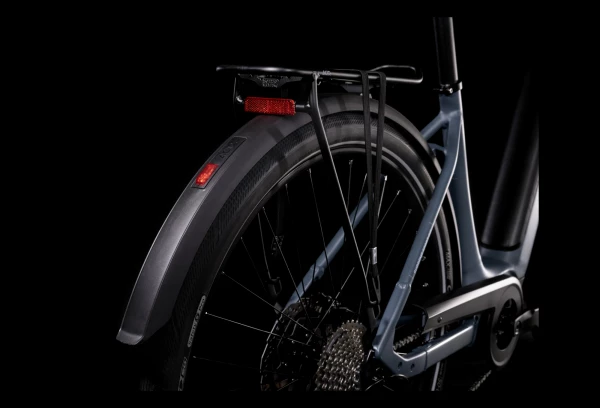 Vélo De Ville Électrique Cube Supreme Sport Hybrid One 500 Easy Entry Shimano Alivio/Altus 9V 500 Wh 700 Mm Gris Bleu 2022 10 Vélo De Ville Électrique Cube Supreme Sport Hybrid One 500 Easy Entry Shimano Alivio/Altus 9V 500 Wh 700 Mm Gris Bleu 2022 – Image 8