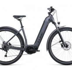 VTC Électrique Cube Nuride Hybrid Performance 625 Allroad Easy Entry Shimano Alivio 9V 625 Wh 700 Mm Gris Graphite 2022