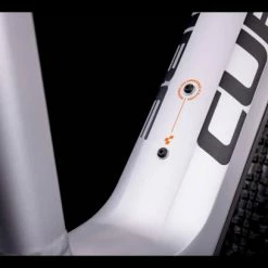 VTT Électrique Semi-Rigide Cube Reaction Hybrid SL 750 Shimano Deore/XT 12V 750 Wh 29'' Argent / Orange 2022 14 VTT Électrique Semi-Rigide Cube Reaction Hybrid SL 750 Shimano Deore/XT 12V 750 Wh 29'' Argent / Orange 2022 -Tout le Vélo Électrique Soldes unnamed file 2477