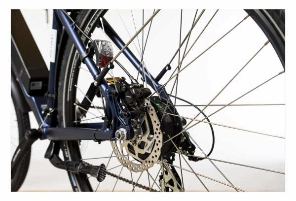 VTC Électrique Bicyklet Joseph Shimano Altus 7V 417 Wh 700 Mm Bleu 9 VTC Électrique Bicyklet Joseph Shimano Altus 7V 417 Wh 700 Mm Bleu – Image 7