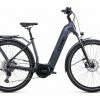 Vélo De Ville Électrique Cube Touring Hybrid Pro 625 Easy Entry Shimano Deore 11V 625 Wh 700 Mm Gris Metallic 2022