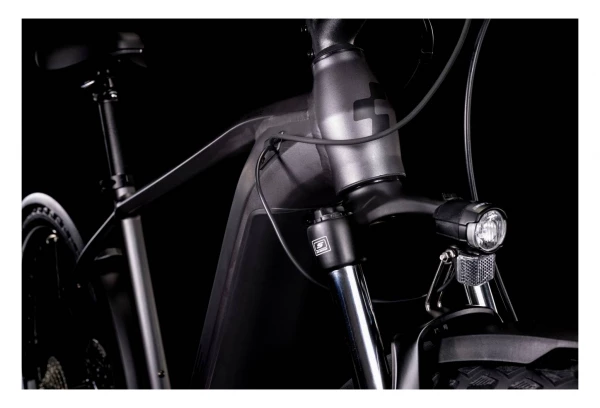 VTC Électrique Cube Nuride Hybrid Performance 625 Allroad Shimano Alivio 9V 625 Wh 700 Mm Gris Graphite 2022 12 VTC Électrique Cube Nuride Hybrid Performance 625 Allroad Shimano Alivio 9V 625 Wh 700 Mm Gris Graphite 2022 – Image 10