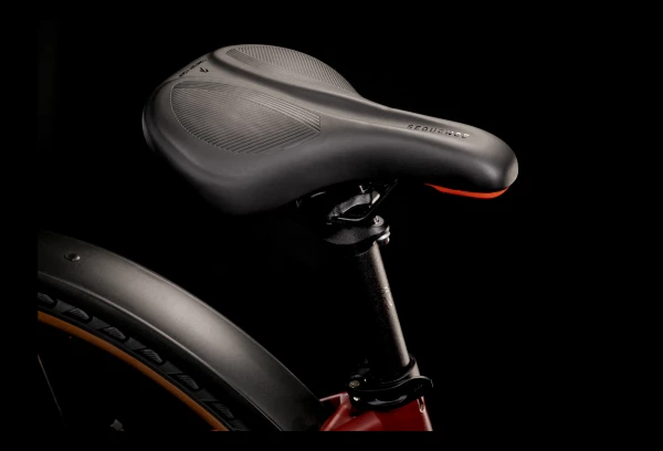 VTC Électrique Cube Nuride Hybrid Performance 500 Allroad Trapeze Shimano Alivio 9V 500 Wh 700 Mm Rouge Dark 2022 Gris 10 VTC Électrique Cube Nuride Hybrid Performance 500 Allroad Trapeze Shimano Alivio 9V 500 Wh 700 Mm Rouge Dark 2022 Gris – Image 8