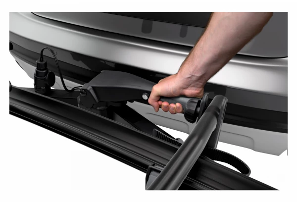 Porte-Vélos Sur Boule D'Attelage Thule VeloSpace XT Prise 13 Broches - 2 Vélos (Compatible E-Bikes) Noir 9 Porte-Vélos Sur Boule D'Attelage Thule VeloSpace XT Prise 13 Broches - 2 Vélos (Compatible E-Bikes) Noir – Image 7