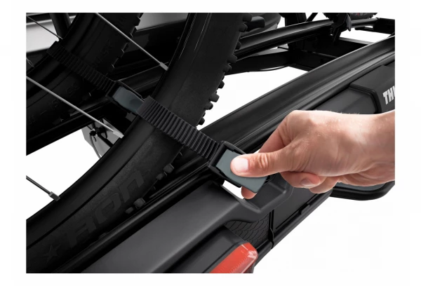 Porte-Vélos Sur Boule D'Attelage Thule VeloSpace XT Prise 13 Broches - 2 Vélos (Compatible E-Bikes) Noir 11 Porte-Vélos Sur Boule D'Attelage Thule VeloSpace XT Prise 13 Broches - 2 Vélos (Compatible E-Bikes) Noir – Image 9