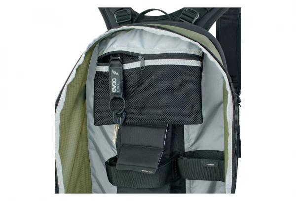 Sac à Dos Evoc FR Tour E-Ride 30 L Vert / Noir 7 Sac à Dos Evoc FR Tour E-Ride 30 L Vert / Noir – Image 6