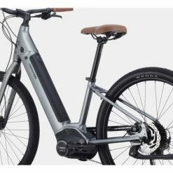 Vélo De Ville Électrique Cannondale Adventure Neo 4 650b Shimano 9V 400Wh Gris 13 Vélo De Ville Électrique Cannondale Adventure Neo 4 650b Shimano 9V 400Wh Gris -Tout le Vélo Électrique Soldes unnamed file 3667