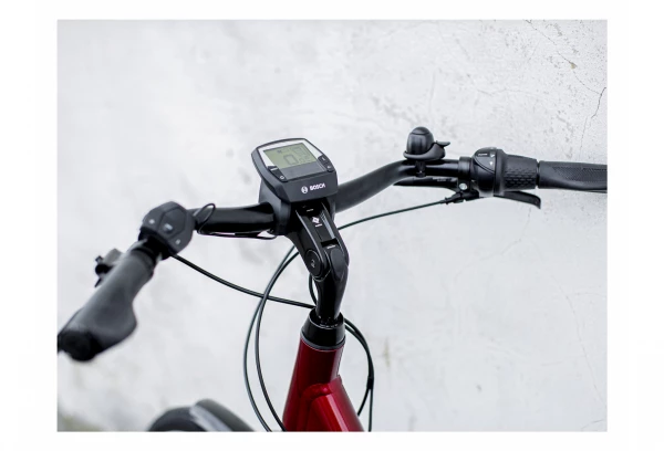 Vélo De Ville Électrique Trek District+ 4 Lowstep 400wh Shimano Nexus 7V Rage Red 2021 7 Vélo De Ville Électrique Trek District+ 4 Lowstep 400wh Shimano Nexus 7V Rage Red 2021 – Image 5