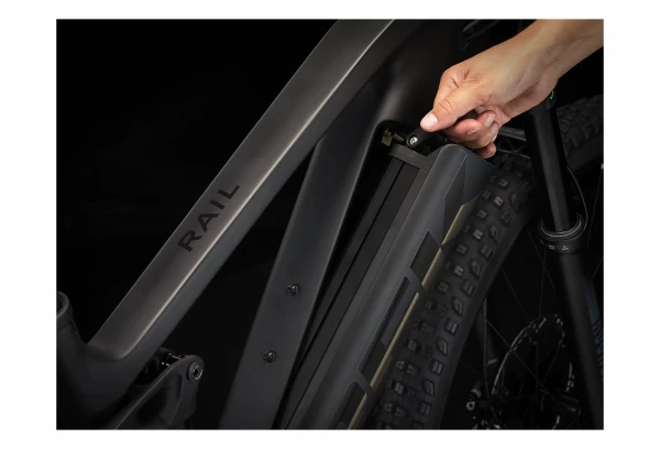 VTT Électrique Tout-Suspendu Trek Rail 9.5 Shimano Deore 12V 625 Wh 29'' Noir 2022 6 VTT Électrique Tout-Suspendu Trek Rail 9.5 Shimano Deore 12V 625 Wh 29'' Noir 2022 – Image 5
