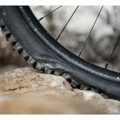 Mousse Anti-Pincement Panzer 29'' Enduro / DH Noir (unité) -Tout le Vélo Électrique Soldes unnamed file 478